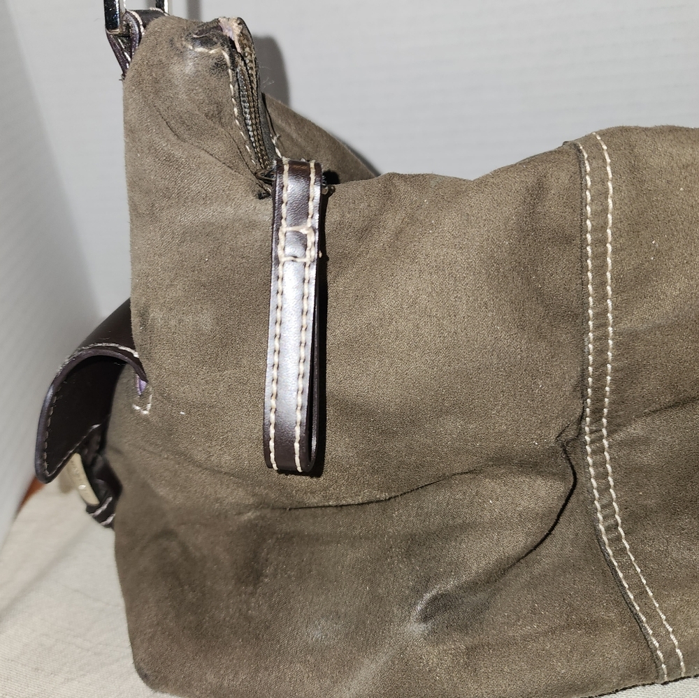 Liz Claiborne Olive Green Suede Shoulder Bag with Dark Brown Trim - Picture 2 of 9
